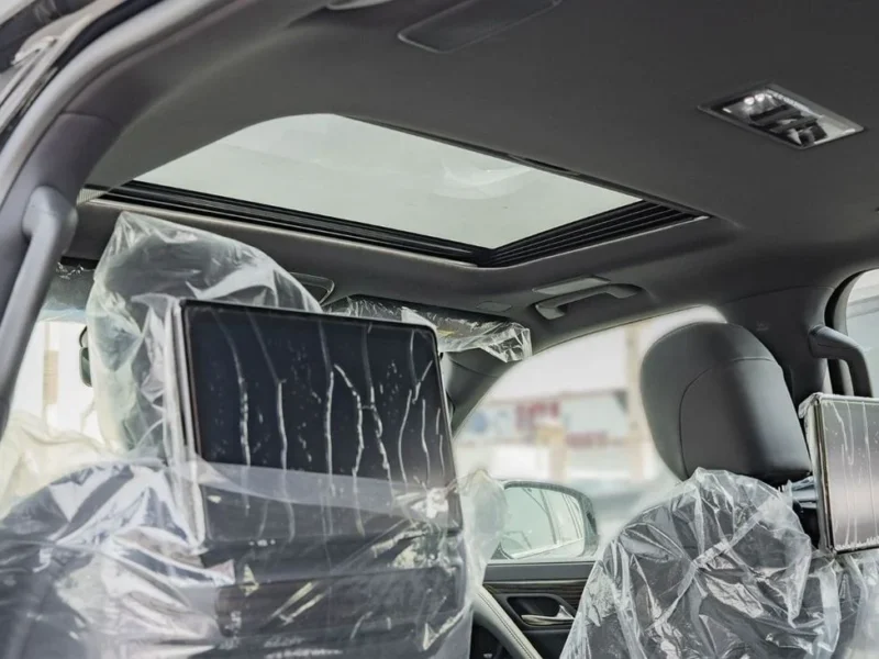 2026 Lexus LX600 VIP 3.5-liter V6 twin-turbocharged Petrol Engine Black SUV GCC Specs