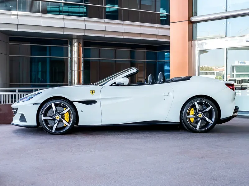 2022 Ferrari Portofino M 3.9 Litres V8 Twin Turbo Engine White Black Sports Car