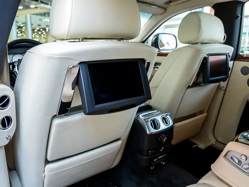 2010 Rolls-Royce Ghost Standard 6.6 Liters V12 Petrol Engine Black White Sedan GCC