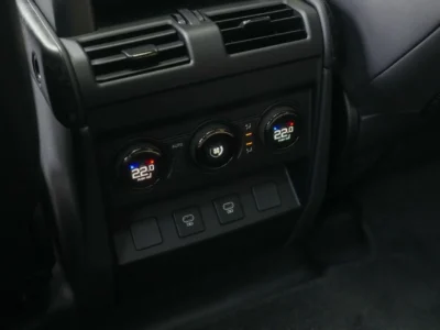 2025 Land Rover Defender 110 P635 Octa Edition One 4.4L Twin-Turbo V8 Grey Black SUV