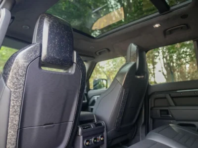 2025 Land Rover Defender 110 P635 Octa Edition One 4.4L Twin-Turbo V8 Grey Black SUV