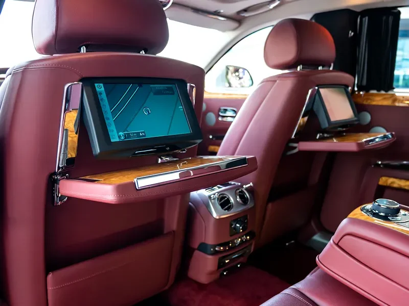 2015 Rolls-Royce Ghost Standard 6.6 Liters V12 Petrol Engine White Red Luxury Sedan