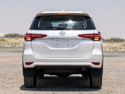 2024 Toyota Fortuner 2.8-liter 4-cylinder Diesel Engine White Black SUV Automatic