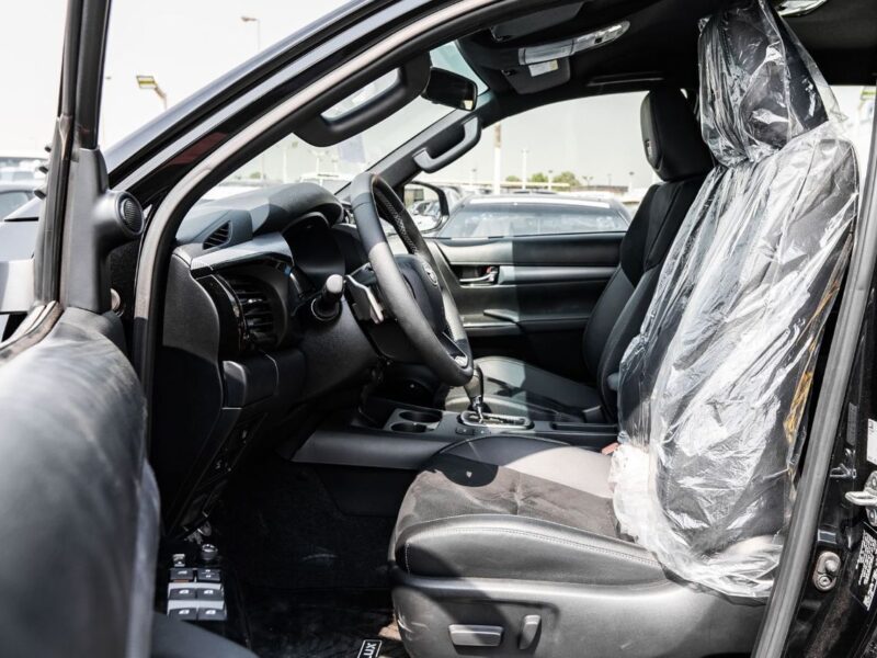 2025 Toyota Hilux GR-Sport 4.0 L V6 Naturally Aspirated Petrol Engine Black Pickup Truck