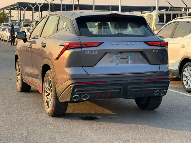 2024 Jetour Dashing 1.6L 4 cylinders Turbo Petrol Engine Grey Black SUV Automatic