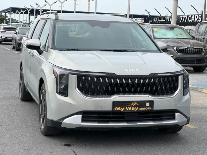 2025 Kia Carnival 3.5 Litres V6 Petrol Engine Silver Grey MPV Automatic FWD