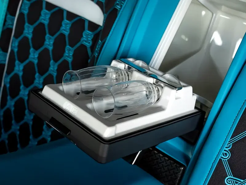 2025 Rolls-Royce Cullinan Black Badge Mansory 6.75-liter twin-turbo V12 Engine Grey Blue SUV