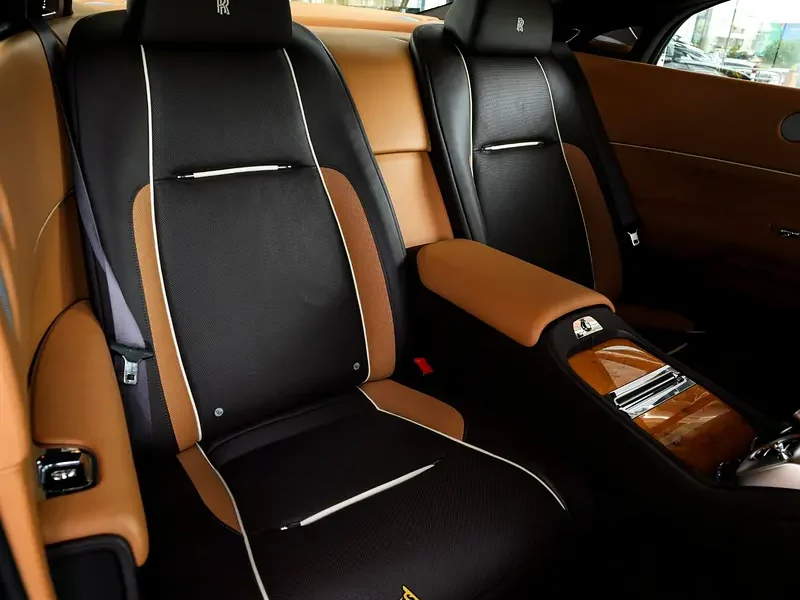 2017 Rolls-Royce Wraith 6.6 Litre Twin-Turbo V12 Black Fastback Coupe STAR LIGHT