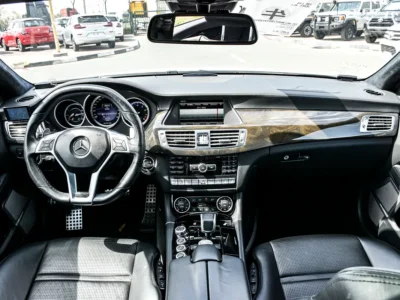 2013 Mercedes-Benz CLS 63 AMG 5.5 Litres Biturbo V8 Engine White Black Wagon