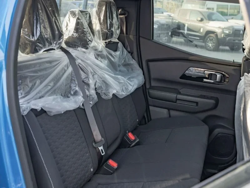 2026 Mitsubishi L200 GL 2.4-liter 4-cylinder Petrol Engine Blue Black Pickup Truck MT