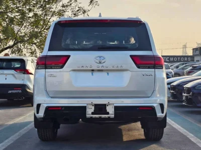 2026 Toyota Land Cruiser VXR-Z 3.5 Litres V6 Twin Turbo Petrol Engine White Red SUV