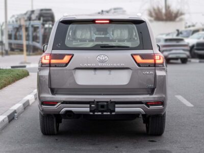 2026 Toyota Land Cruiser VXR 3.5 Litres V6 Twin Turbo Hybrid Engine Bronze Beige SUV GCC Specs