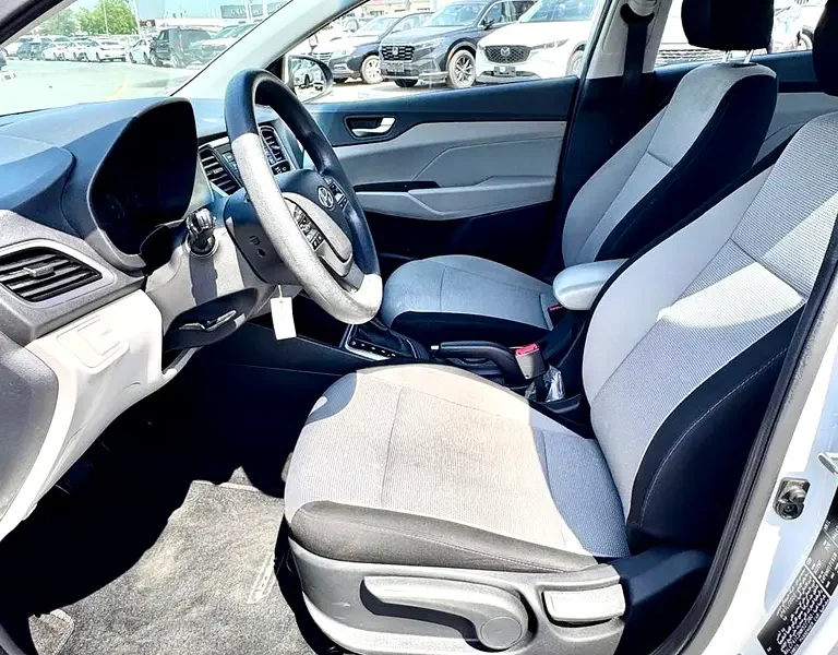 2022 Hyundai Accent 1.6-liter 4 Cylinder Petrol Engine White Grey Sedan GCC Specs