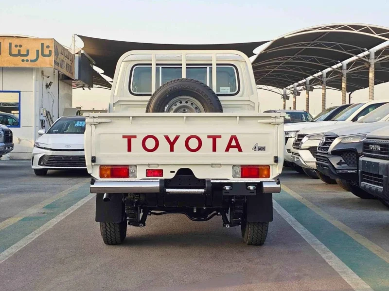 2025 Toyota Land Cruiser 79 STD-E 2.8L 4-cylinder Turbo Diesel White Brown Double Cabin