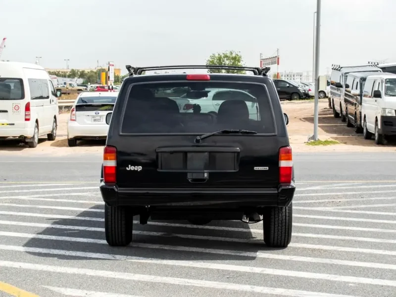 2001 Jeep Cherokee Limited 4.0 Litres Inline 6-cylinder Petrol Engine Black Grey SUV