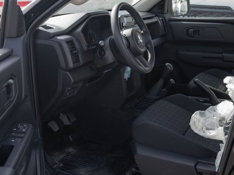 2026 Mitsubishi L200 GL 2.4-liter 4-cylinder Petrol Engine Grey Black Pickup Truck MT