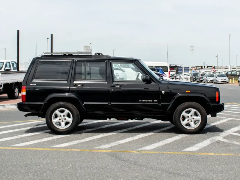 2001 Jeep Cherokee Limited 4.0 Litres Inline 6-cylinder Petrol Engine Black Grey SUV