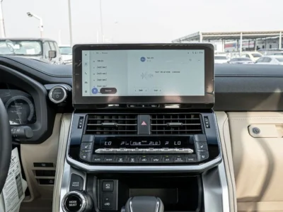 2026 Toyota Land Cruiser VXR 3.5 Litres V6 Twin Turbo Hybrid Engine White Beige SUV GCC Specs