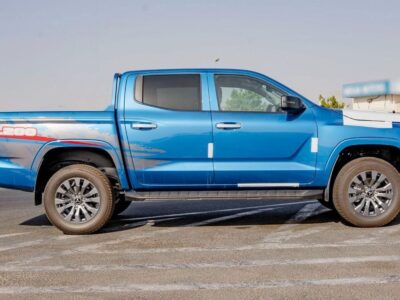 2026 Mitsubishi L200 GL 2.4-liter 4-cylinder Petrol Engine Blue Black Pickup Truck MT
