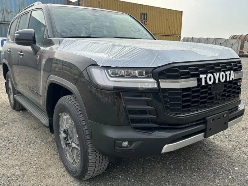 2026 Toyota Land Cruiser GR-Sport 3.3L V6 Twin-Turbocharged Diesel Engine Black Red SUV