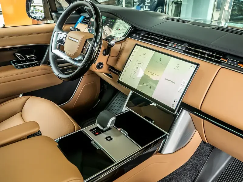 2026 Land Rover Range Rover HSE 3.0-liter 6-cylinders Petrol Engine Black Beige SUV GCC