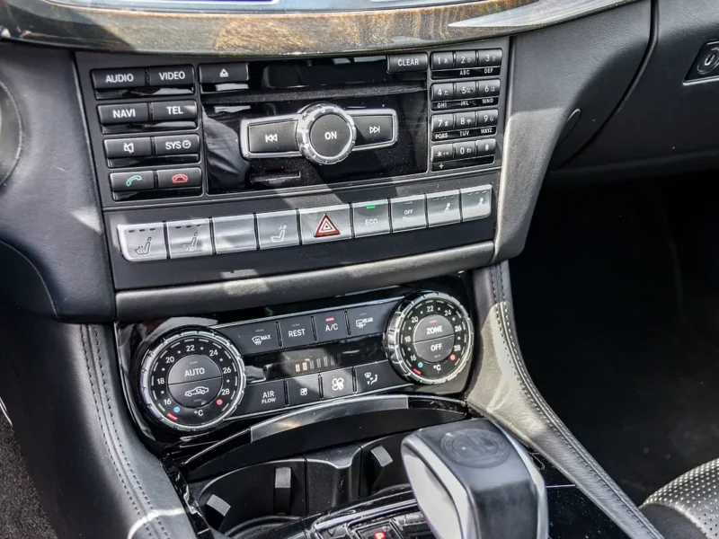 2013 Mercedes-Benz CLS 63 AMG 5.5 Litres Biturbo V8 Engine White Black Wagon