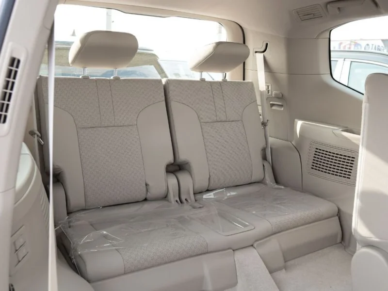 2026 Toyota Land Cruiser VXR 3.5 Litres V6 Twin Turbo Hybrid Engine White Beige SUV GCC Specs