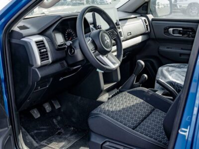 2026 Mitsubishi L200 GL 2.4-liter 4-cylinder Petrol Engine Blue Black Pickup Truck MT