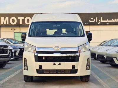 2019 Toyota Hiace GL 2.8L 4 Cylinder Turbodiesel Engine White Beige Passenger Van GCC