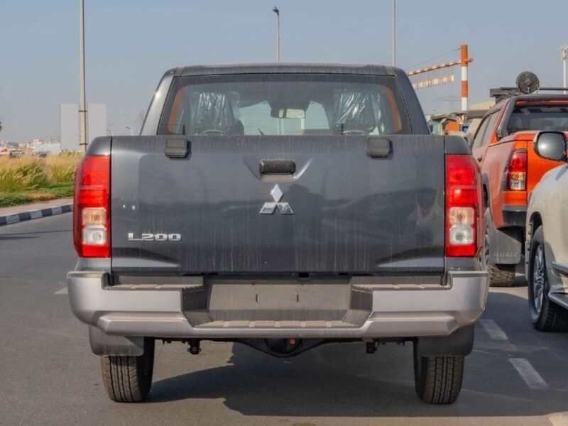 2026 Mitsubishi L200 GL 2.4-liter 4-cylinder Petrol Engine Grey Black Pickup Truck MT