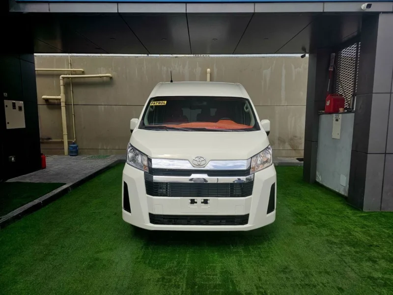 2022 Toyota Hiace GL 3.5 Litres V6 Petrol Engine White Red Passenger Van GCC Specs