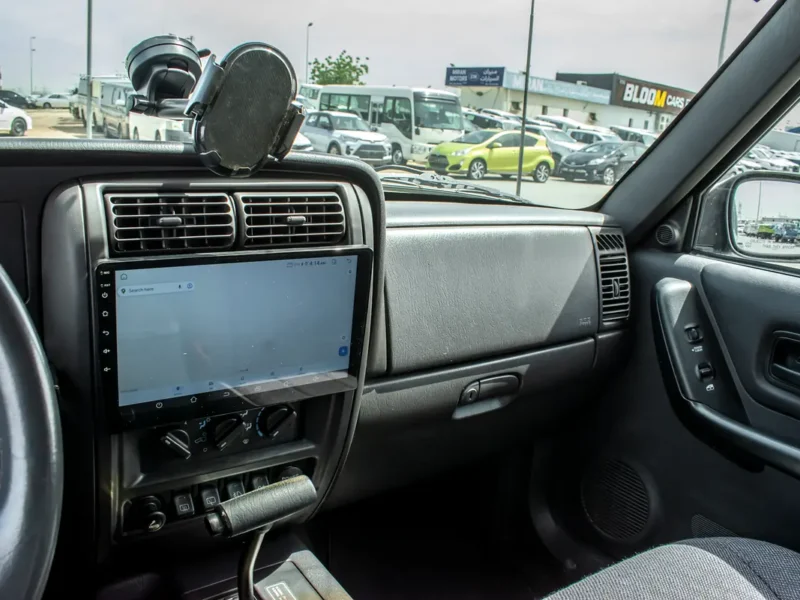 2001 Jeep Cherokee Limited 4.0 Litres Inline 6-cylinder Petrol Engine Black Grey SUV