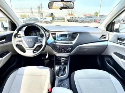 2022 Hyundai Accent 1.6-liter 4 Cylinder Petrol Engine White Grey Sedan GCC Specs