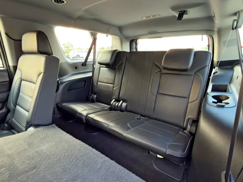 2017 GMC Yukon XL Denali 6.2-liter EcoTec3 V8 Petrol Engine Black SUV GCC Specs