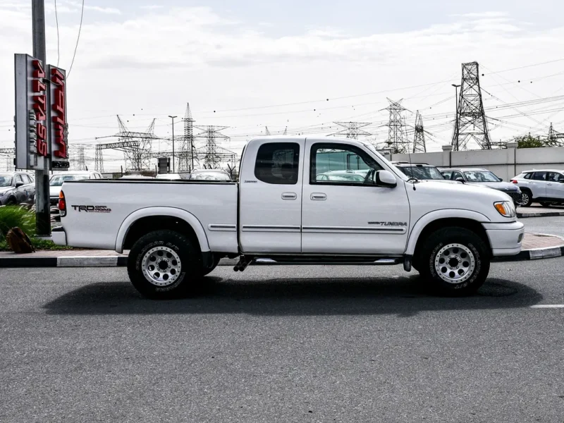 2002 Toyota Tundra Base 3.4-liter V6 Petrol Engine White Beige Regular Cab Pickup