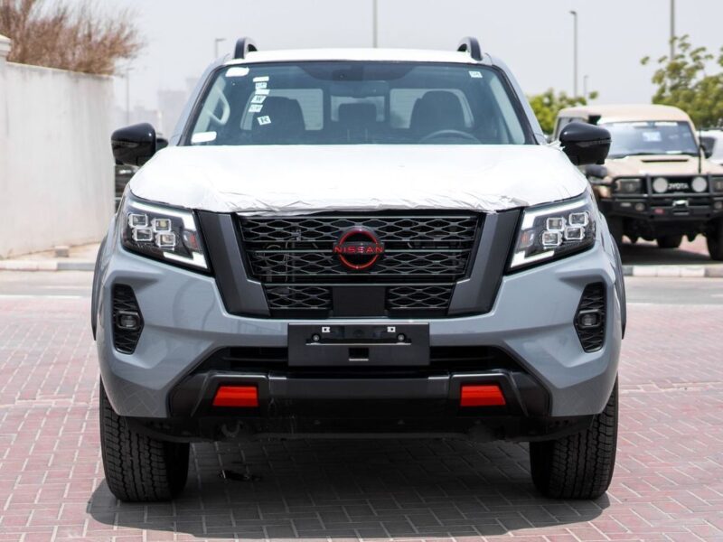 2025 Nissan Navara Pro-4X 2.5 L inline‑4 DOHC twin‑turbo Diesel Engine Grey Black Pickup