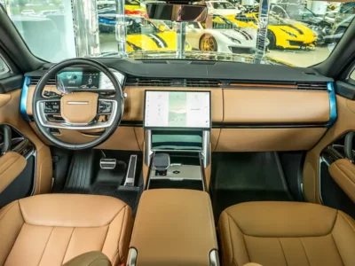 2026 Land Rover Range Rover HSE 3.0-liter 6-cylinders Petrol Engine Black Beige SUV GCC