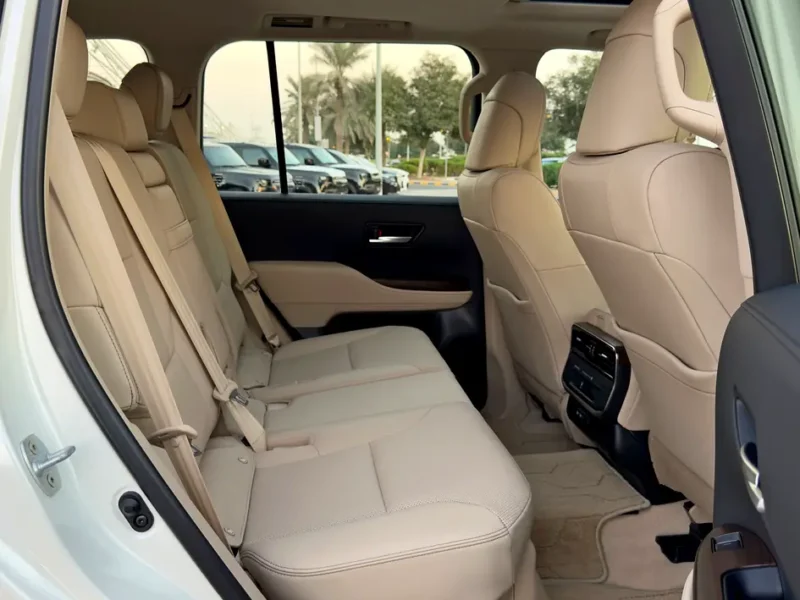2024 Toyota Land Cruiser GXR 4.0 Litres V6 Petrol Engine White Beige SUV GCC Specs