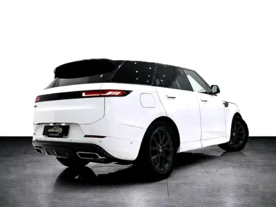 2024 Land Rover Range Rover Sport HSE Dynamic 3.0-L 6-cylinder Engine White Black SUV