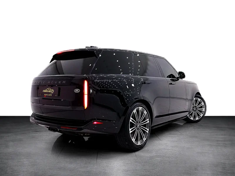 2024 Land Rover Range Rover HSE P530 4.4L Twin-Turbocharged V8 Petrol Black SUV