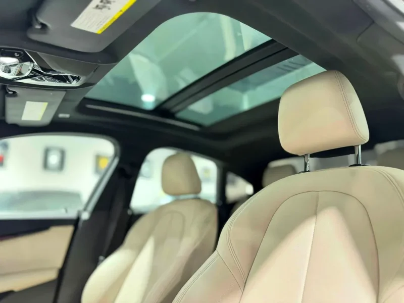 2021 BMW 2-Series 228i 2.0-liter Turbocharged 4-Cylinder Engine Black Beige Coupe