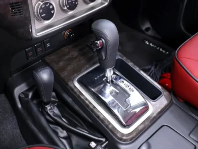 2024 Nissan Patrol Safari Super Safari Al Ostoura 6 Cylinders Engine Gold Maroon SUV