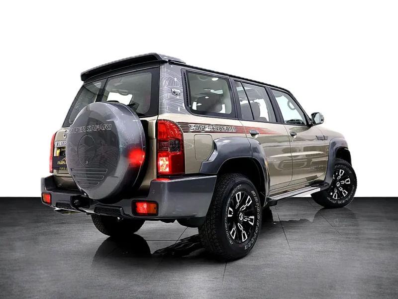 2024 Nissan Patrol Safari Super Safari Al Ostoura 6 Cylinders Engine Gold Maroon SUV