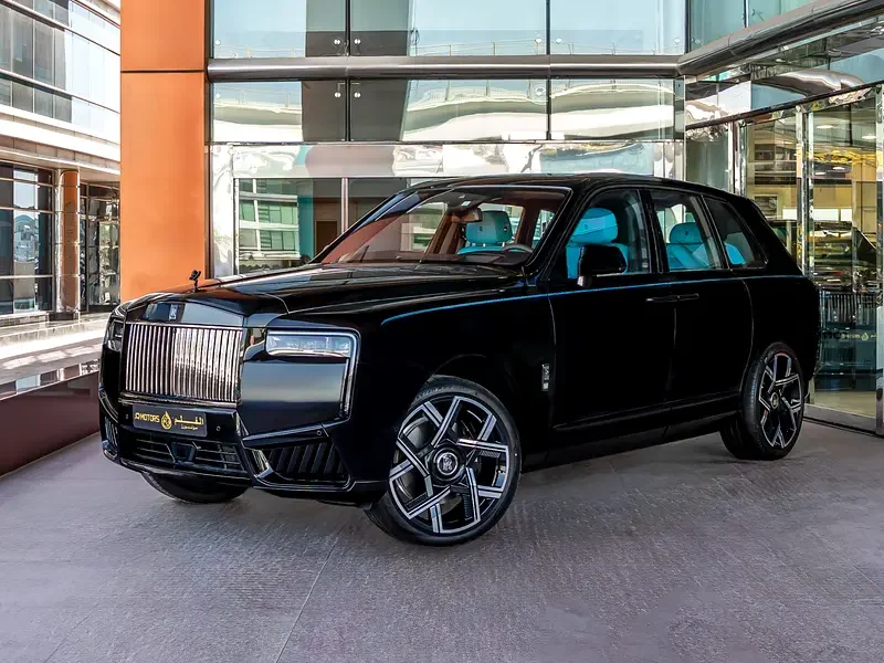 2026 Rolls-Royce Cullinan Black Badge 6.75-liter 12-cylinder Petrol Engine Black Blue SUV