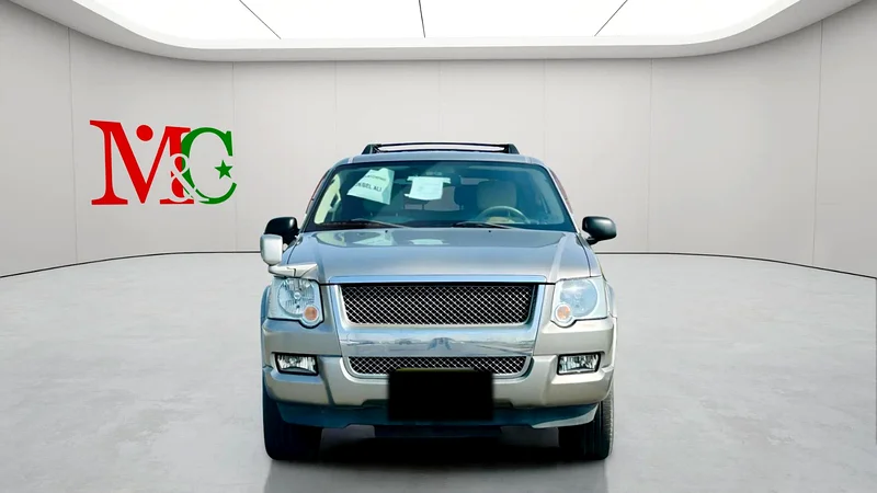 2008 Ford Explorer XLT 4.0 Litres V6 Petrol Engine Silver Beige SUV Automatic Clean Car