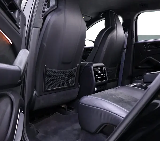 2024 Porsche Cayenne Turbo GT 4.0-liter V8 Petrol Engine Black Luxury SUV GCC Specs