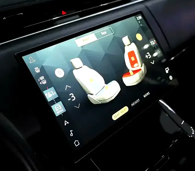 2024 Land Rover Range Rover Sport HSE Dynamic 3.0-L 6-cylinder Engine White Black SUV