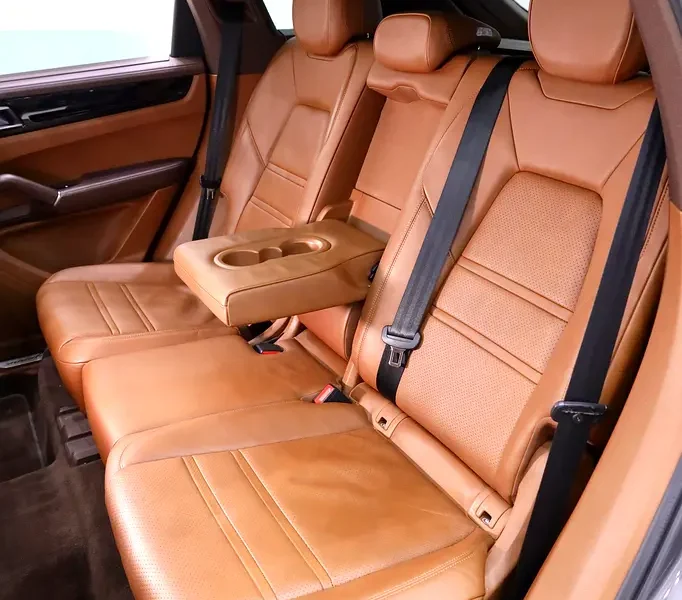 2019 Porsche Cayenne 3.0 Liters V6 Petrol Engine Grey Tan SUV GCC Specs Fully Loaded