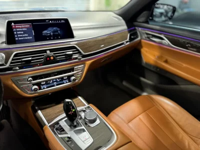 2022 BMW 7-Series 730Li 2.0 Litres 4-cylinder Turbo Petrol Engine Black Tan Sedan