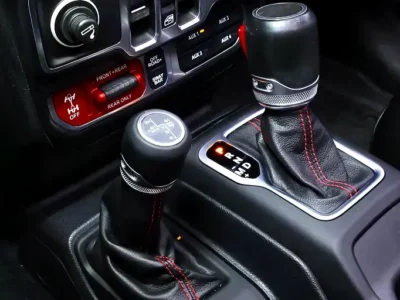 2020 Jeep Gladiator Launch Edition 3.6 Liters 3.6L Pentastar V6 Engine Black Pickup